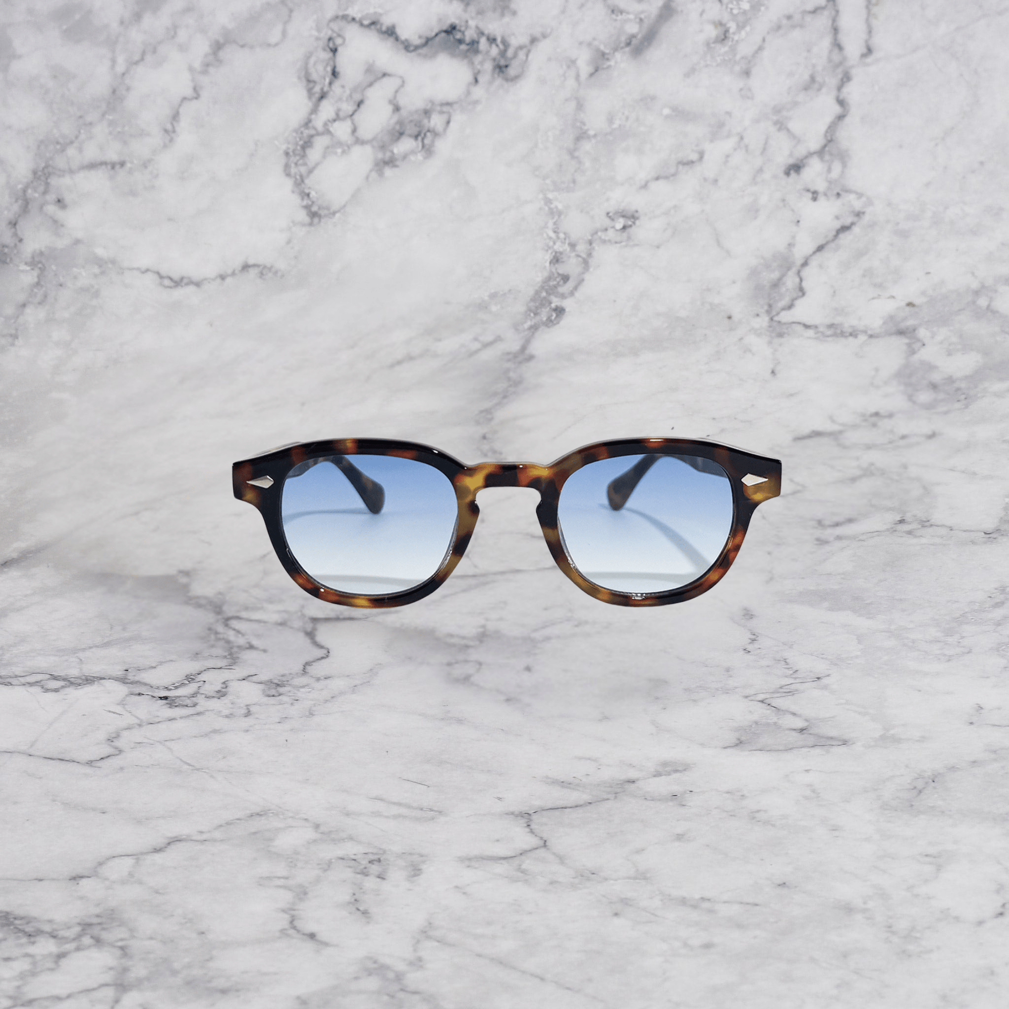 Blue Retro Elegance